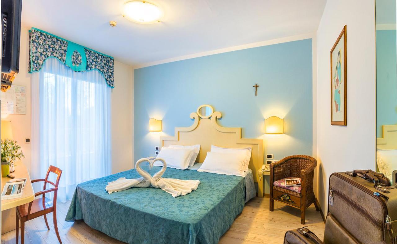 Hotel Panoramic Caorle Exterior foto