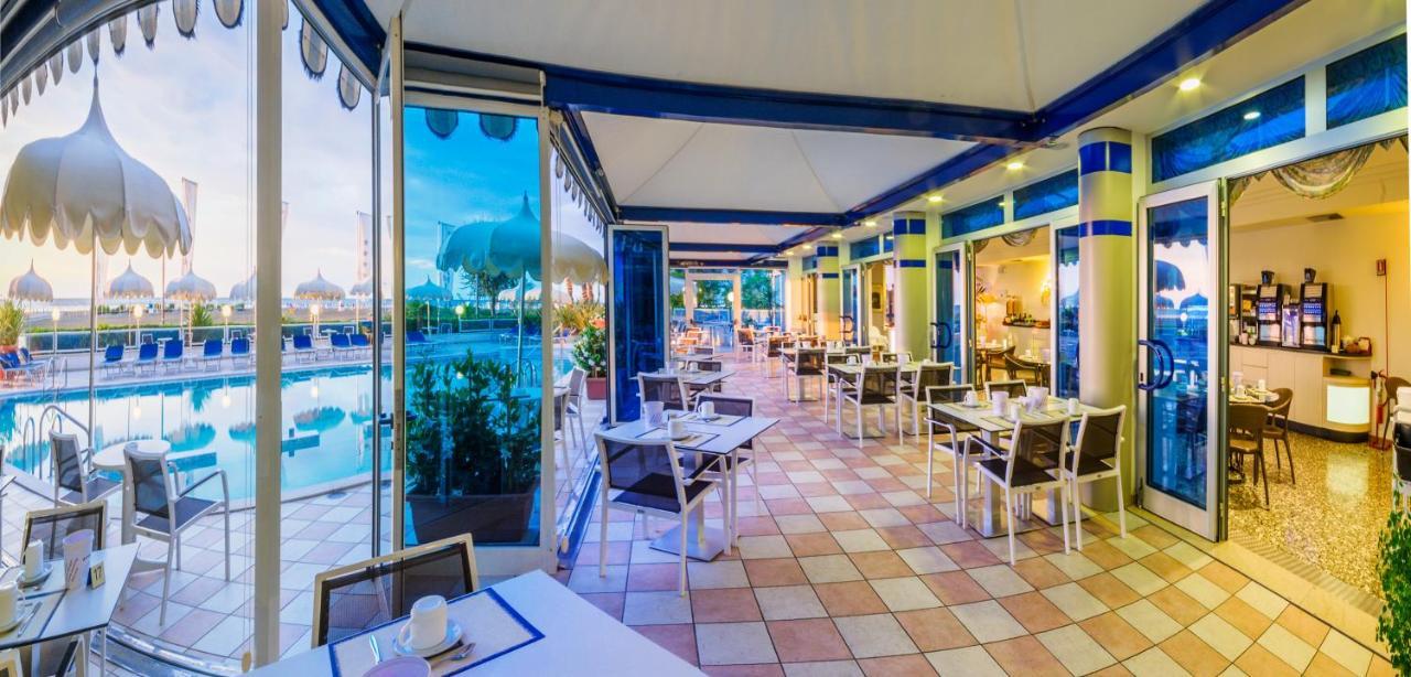 Hotel Panoramic Caorle Exterior foto